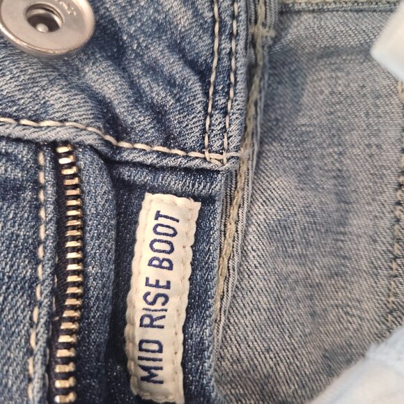 Jeans - Picture 3 of 4